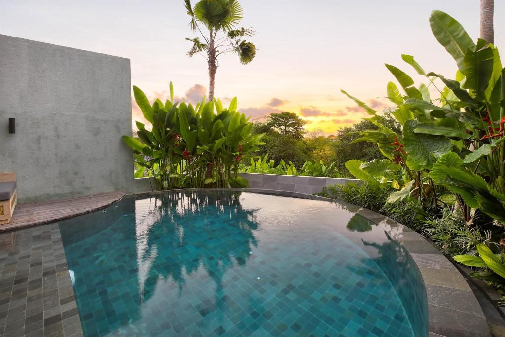 Swimming pool at Bracha Villas Bali