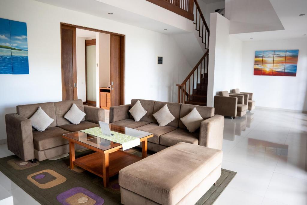 Sofa with hall at Bale Gede Luxury Villas