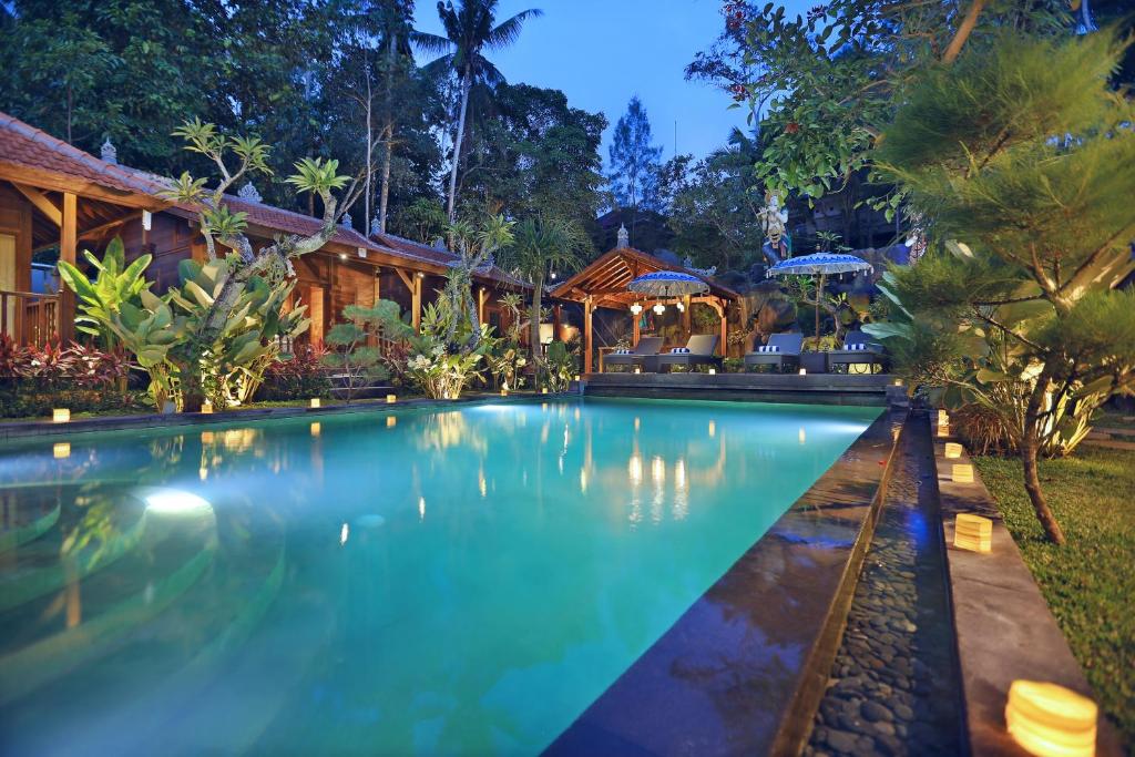 Swimming pool at Batu Agung Villa Ubud