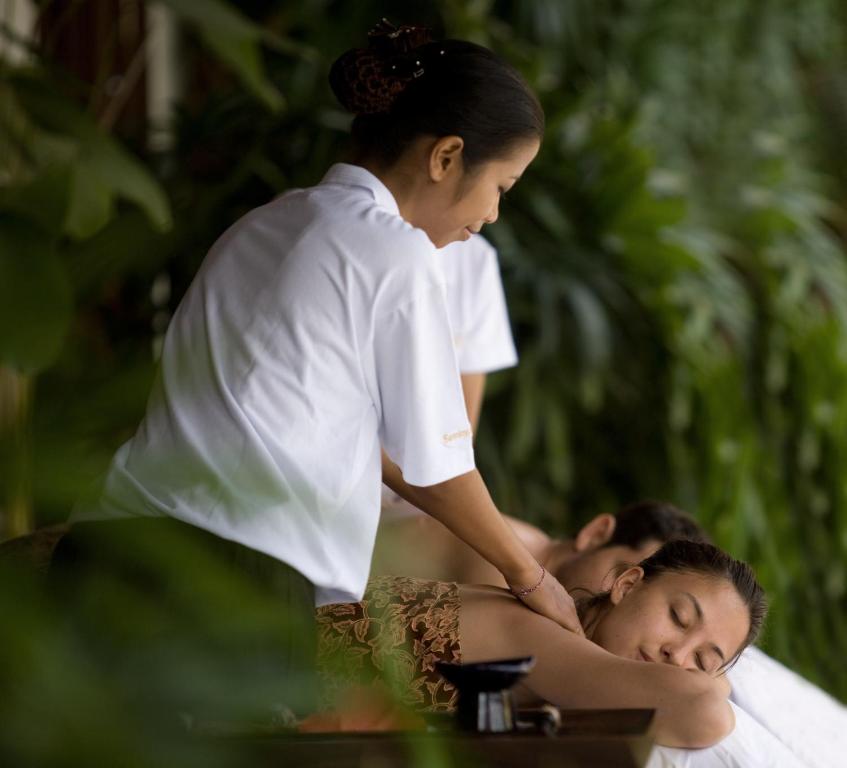 Massage at Villa Atma
