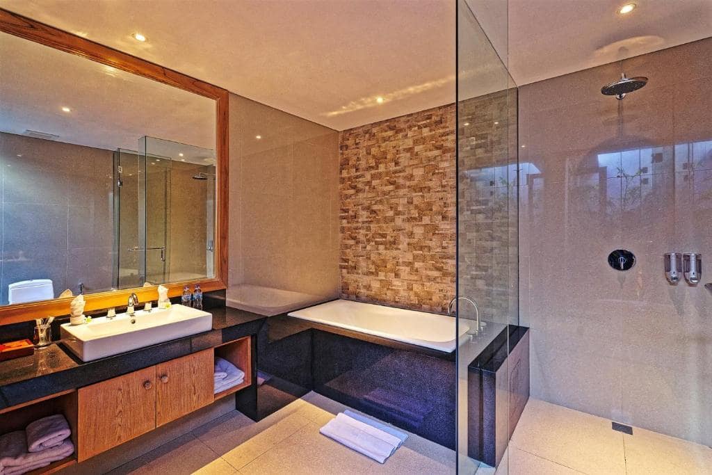 Shower with wash room at Lasanti Villas Seminyak