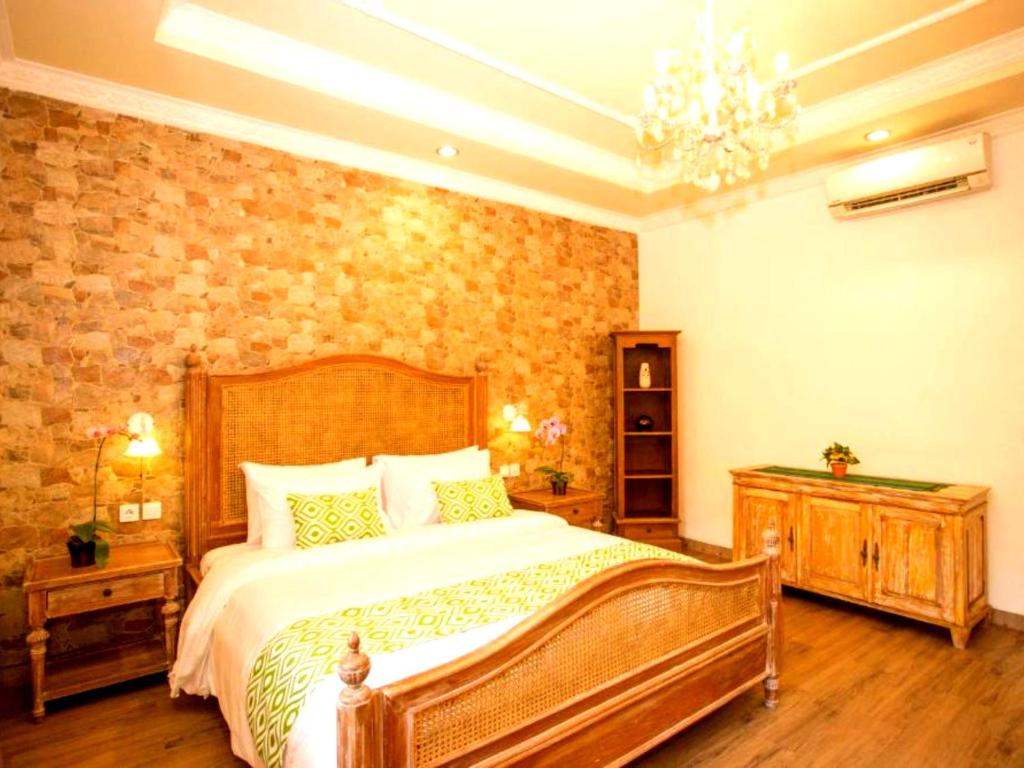 Bedroom with AC at Menzel Villas 