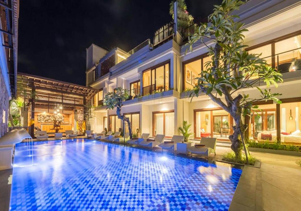 Swimming pool at Maylie Bali Villa