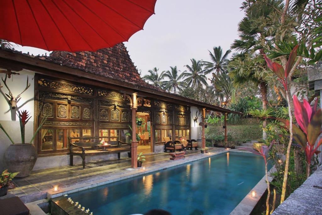 Private pool villa at Syailendra Heritage in Ubud