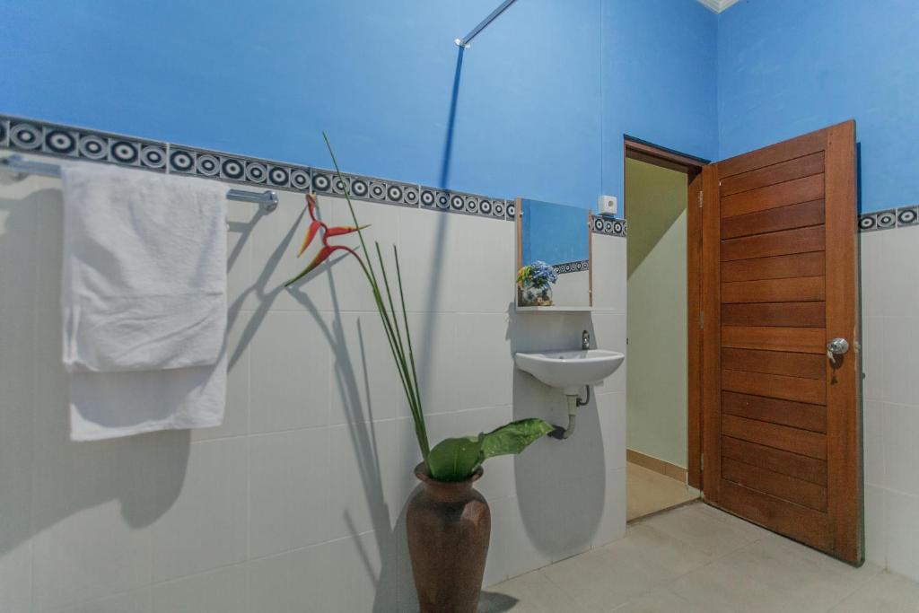 Bathroom at Villa D'Carik Bali
