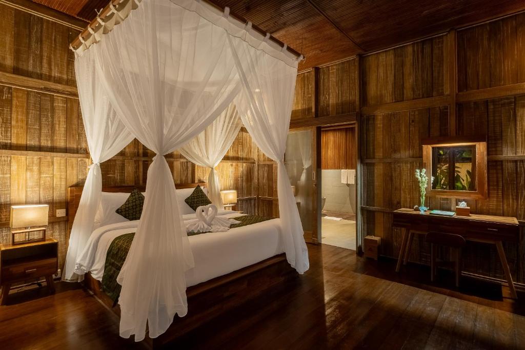 ulon ubud villa bedroom 2