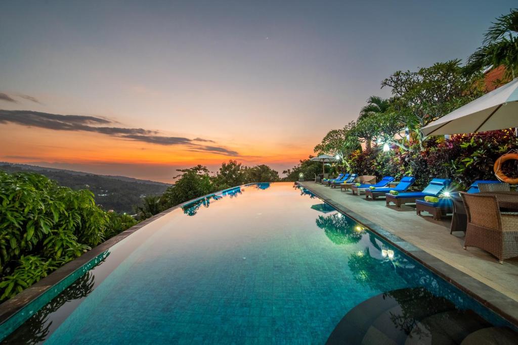 villa selonding batu infinity pool