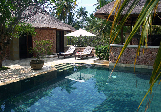Private poolside lounge in Seminyak villa