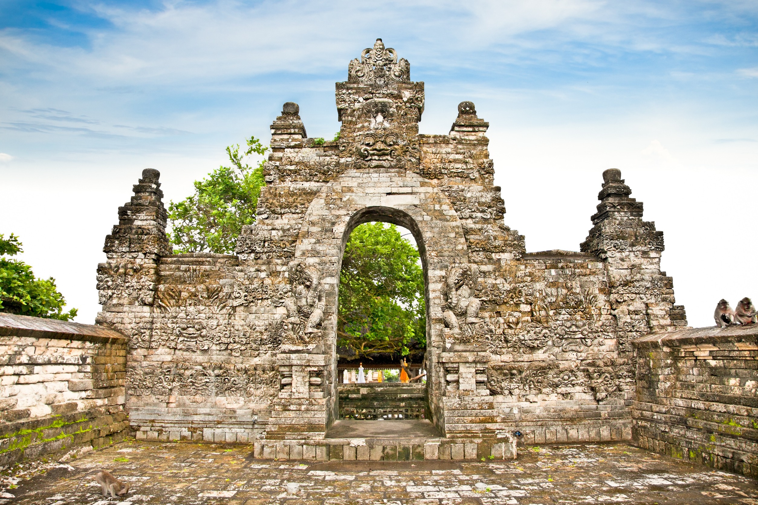 Where and what’s Uluwatu Temple