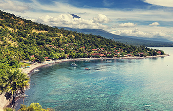 Coastal drive between Amed and Tulamben with scenic ocean views