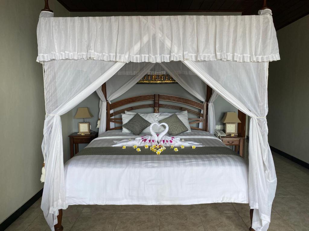 puri wirata bedroom 6