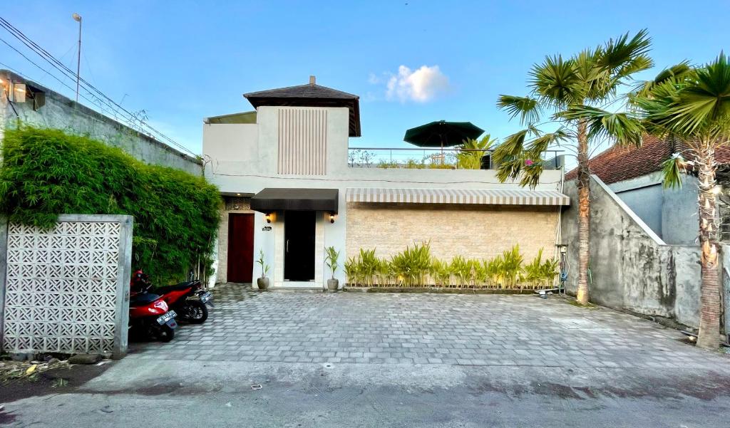 livin villa exterior