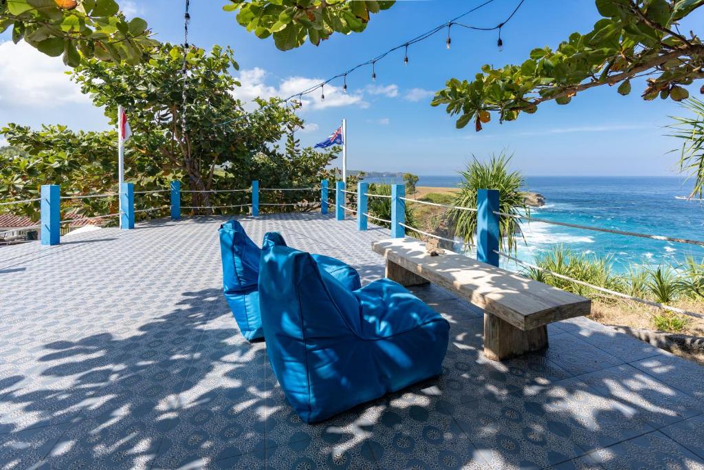 kov villa rooftop lounge
