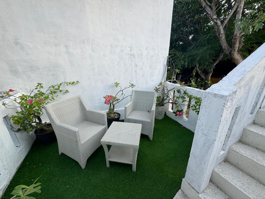 kov villa seating area