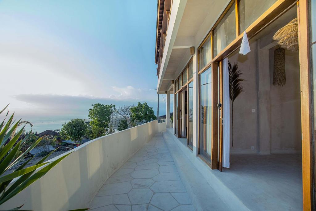 sugih villa_balcony