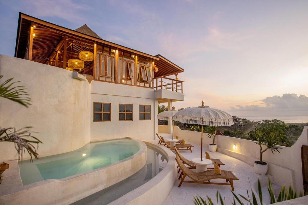 sugih villa_pool area