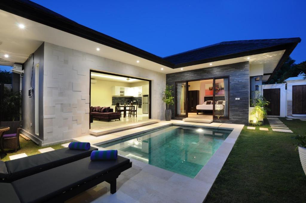 Contemporary villa with pool and open-air living space