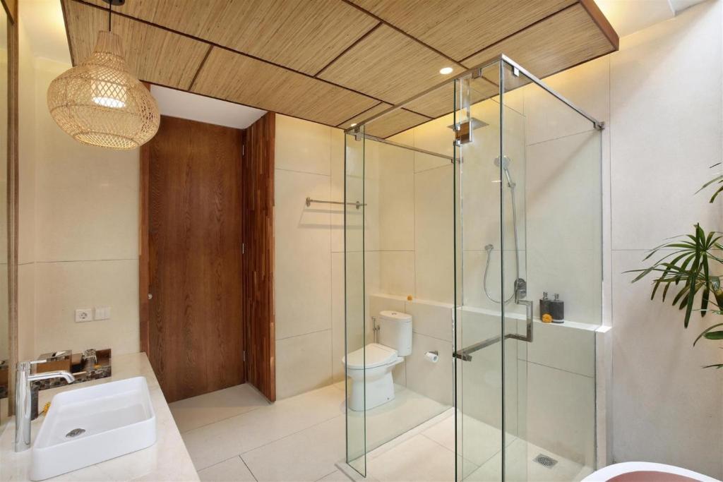 sanora villa modern bathroom