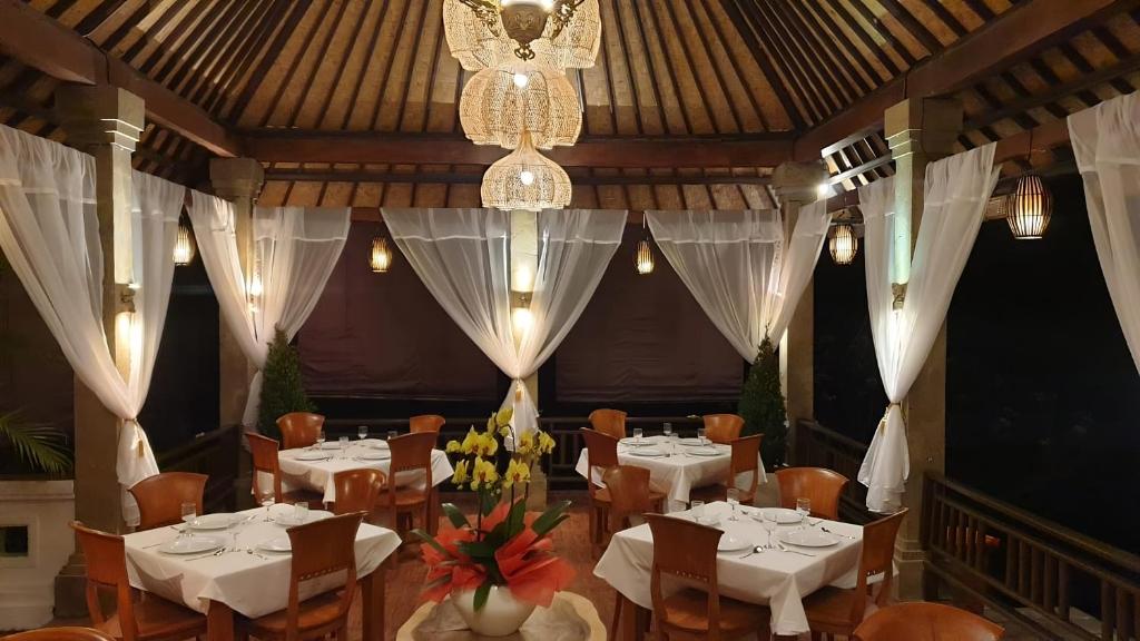 kanjeng signature  restaurant