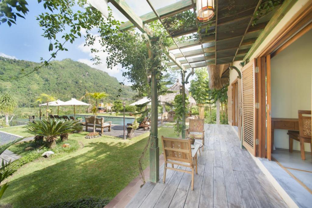 villa kropak pool3
