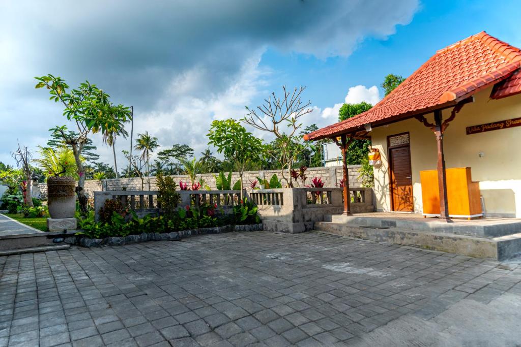 santhi villa pool view