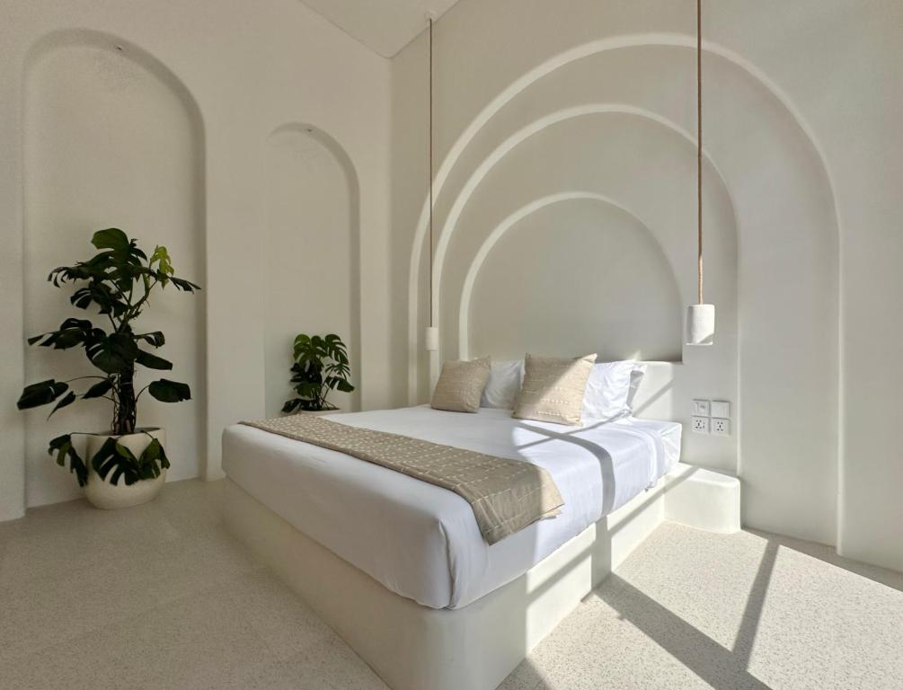 bedroom arches dolce villa